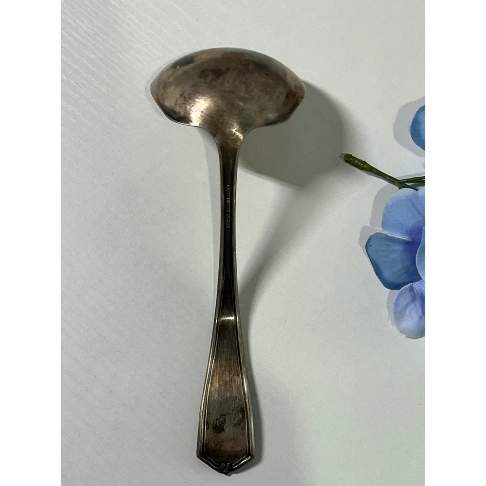 Oneida Community Plate Adam Pattern Gravy Ladle Silverplate Vintage‎ 1917 6 Inch